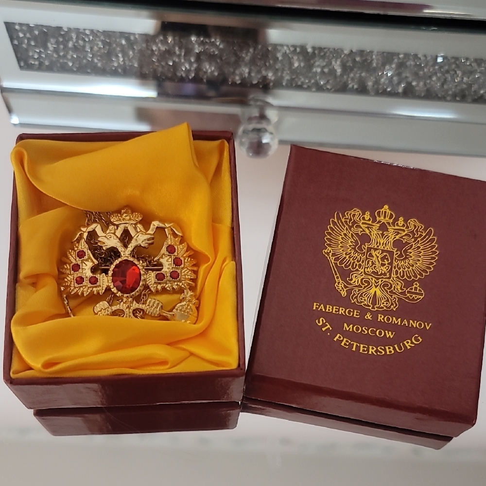 Faberge Gold Eagle Necklace Broch. New.